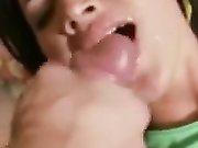 Amateur big face cumshot