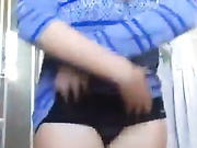 Voluptuous blonde naked and ready for action